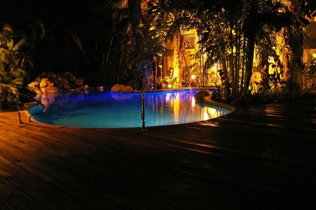 Palm Cove Tropic Apartments Екстериор снимка